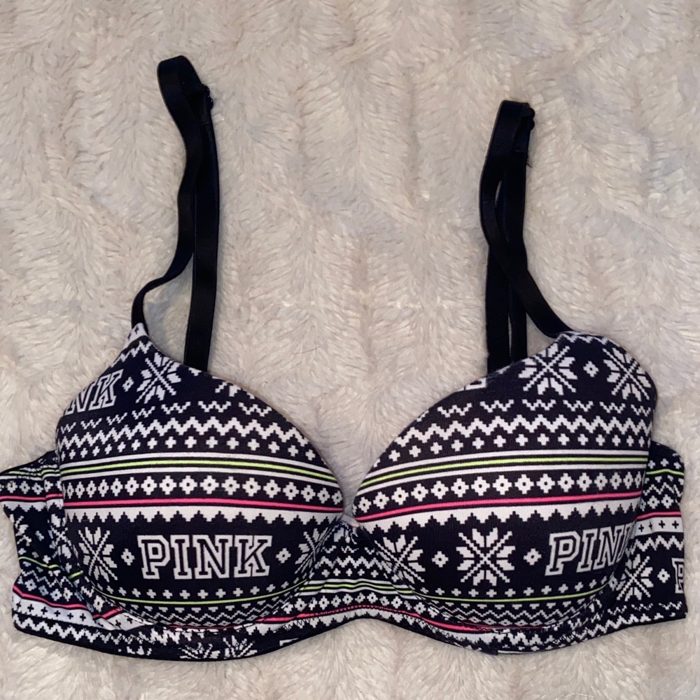 PINK Victoria's Secret Snowflake Bra Wear Everywhere Lightly Lined Underwire 32B